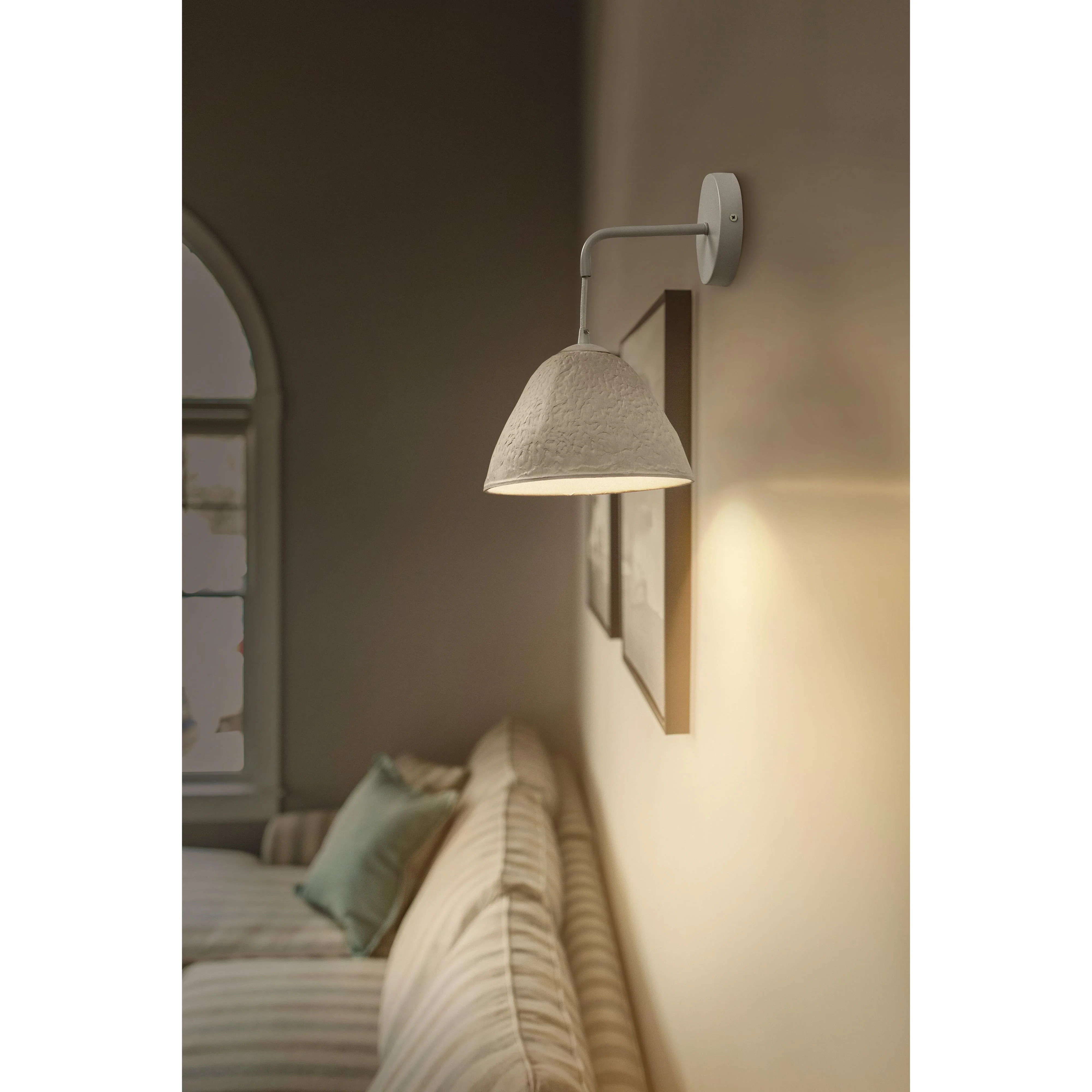 Lampada da parete LEDVANCE DECOR Decor Camel Bell bianca, E14, 220 mm - Image 6