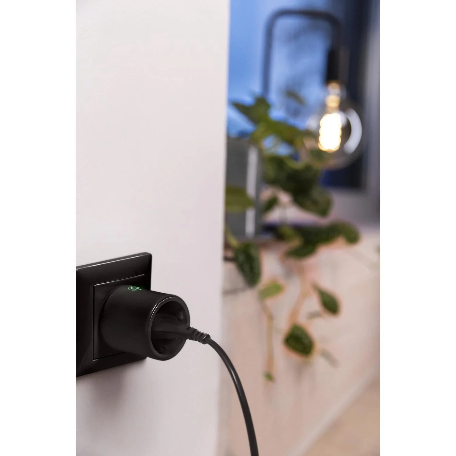 LEDVANCE ZigBee SMART+ Plug presa smart da interno, nera - Image 5